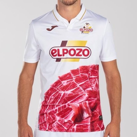 MarioHurtadoRM's tweet photo. Yo soy Toni Kroos y juego la final con esta camiseta. https://t.co/ziGTTCufAZ