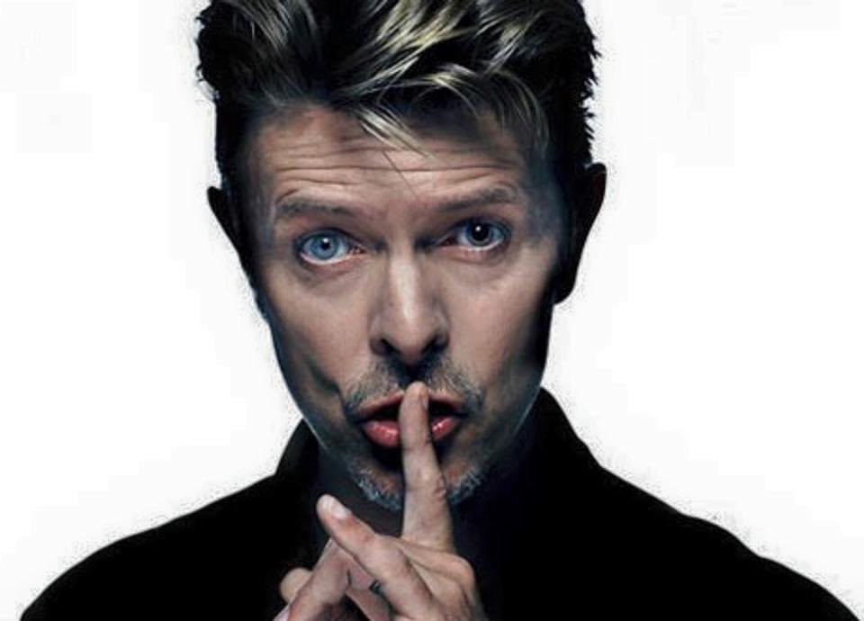teanval0207's tweet photo. Un día como hoy 11/1/2016 muere,producto de un cáncer de hígado,uno de los grandes de la música #DavidBowie el #Starman #Camaleon #Stardust #WhiteDuke 🙌🏻🎶✨#Eterno https://t.co/thX47M2uQ6