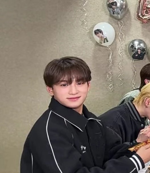 Svh220525's tweet photo. Ini anak selama live birthday ny sing tingkah nya lucu banget ๐ญ
#ZAYYAN #XODIAC #XODIAC_LEMONADE https://t.co/Zt2lNHBC0e