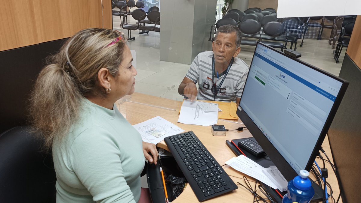 IESSGuayas's tweet photo. Horarios de los Centros de Atención Universal del @IESSGuayas:

✅Dirección Provincial: 8:00 a 16:00
💻Agencia Sur (Registro Civil): solo con turnos en línea de 8:00 a 16:00

👩🏻‍💻De 8:00 a 17:00 en nuestros CAU de:
•Mall el Fortín
•Sonesta 
•Urdesa
•Alborada
•Durán https://t.co/nmfRY0sNPP
