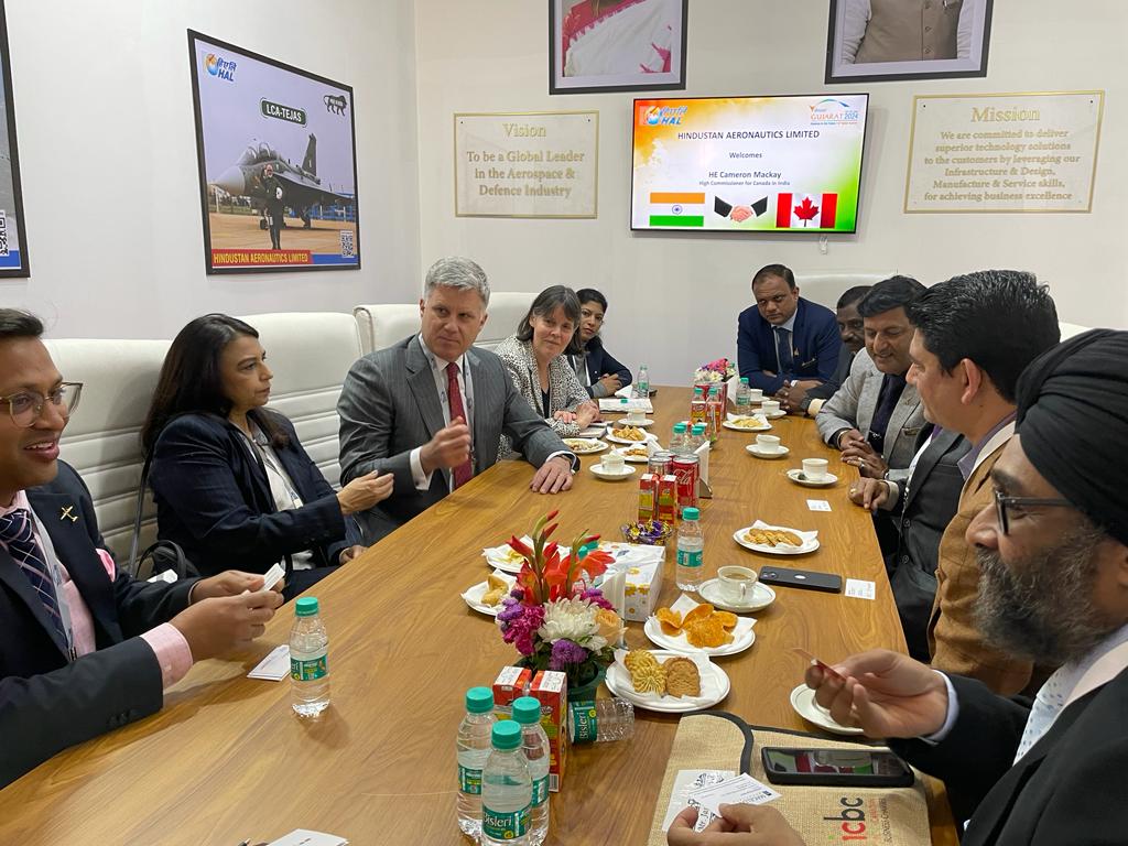 A fruitful meeting at Hindustan Aeronautics Limited @HALHQBLR with a delegation of Canadian #aerospace companies at #VibrantGujarat. Pratt and Whitney Canada, Magellan Aerospace, De Havilland Canada, and CAE are actively contributing to #MakeInIndia.