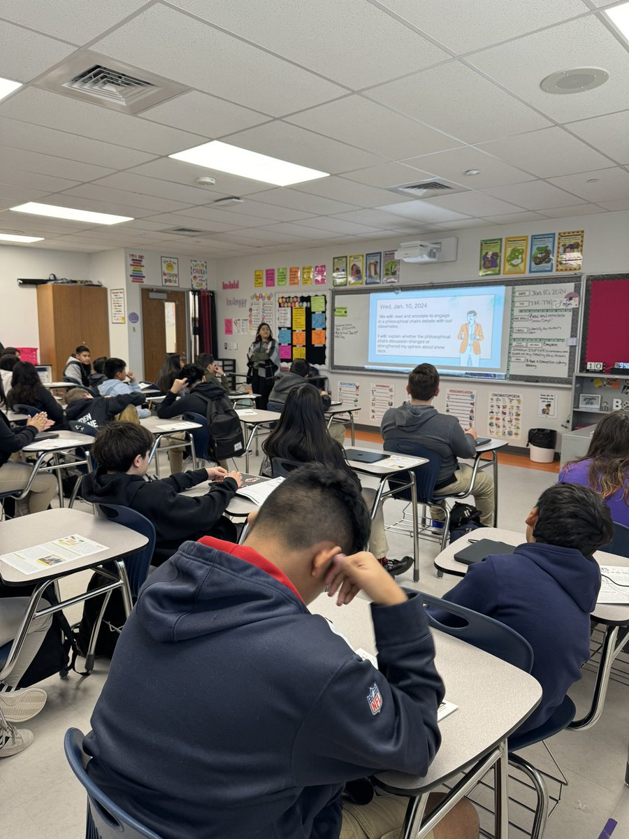 TheRaven_ELMS's tweet photo. 🥁🥁👏🏽🏀 @AVID4College Philosophical Chairs with @BMeneses_ELMS &amp; Ms. Barrozo @readysetcoteach Great conversation &amp; student engagement #AVIDClap 🥁 🥁👏🏽🏀 #LiveTheMission @Eastlake_Middle https://t.co/226K28kZVz