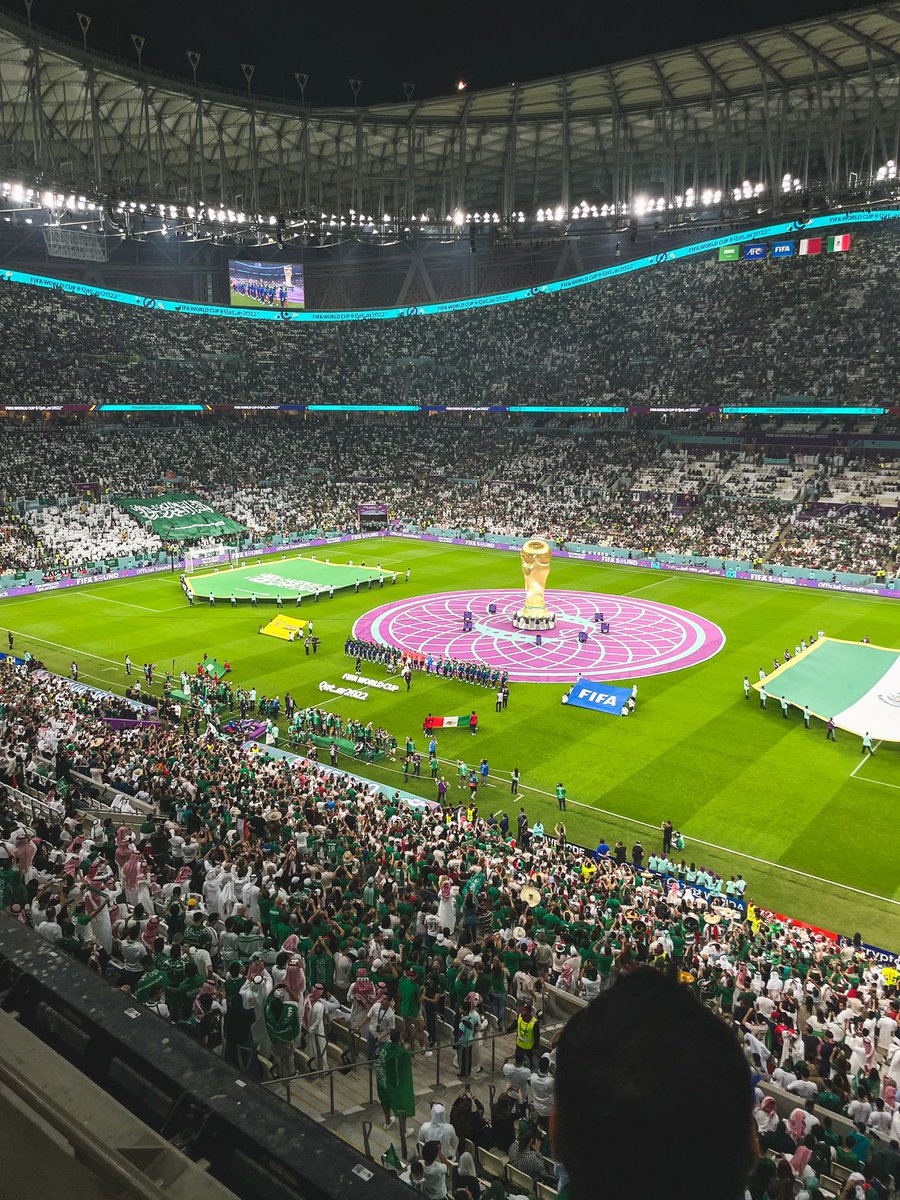 BuzaidAli's tweet photo. @SaudiNTFans ومن ينسى كاس العالم 🥺 https://t.co/GIEl0XJrD9