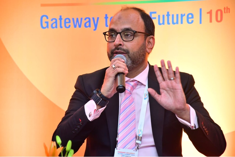 zaidiadil's tweet photo. Moderated a session on “Dholera: India's First Semicon City in Making” as part of Vibrant Gujarat 2024. Engaged in fruitful discussions with key industry representatives, charting a path to make Dholera SIR the premier destination for semicon manufacturing &amp; investment in India. https://t.co/pydbzkTajJ