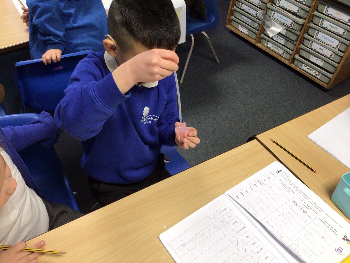 Y2Woodley's tweet photo. In Science we have been testing material to see which ones absorb water and which ones repel water. ASK ME: which material would be the best to make a coat and why? https://t.co/Kxadai9iV3