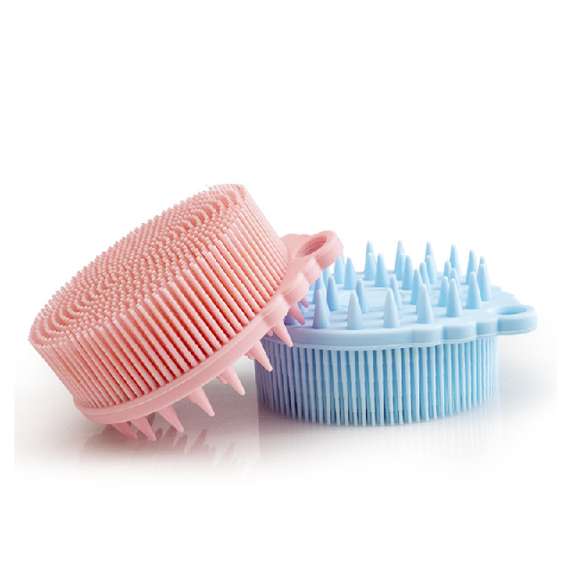 Soft silicone massage brush, comfortably massages the scalp and promotes hair growth. 
#beauty #makeup #makeuptools #makeuptool #hairscrunchie #manufacturer #hairclip #makeupbrushset #curlingiron #rotatable #smallinstantnoodlehead #curlingiron #teddy #woolroll #bangs #ceramic