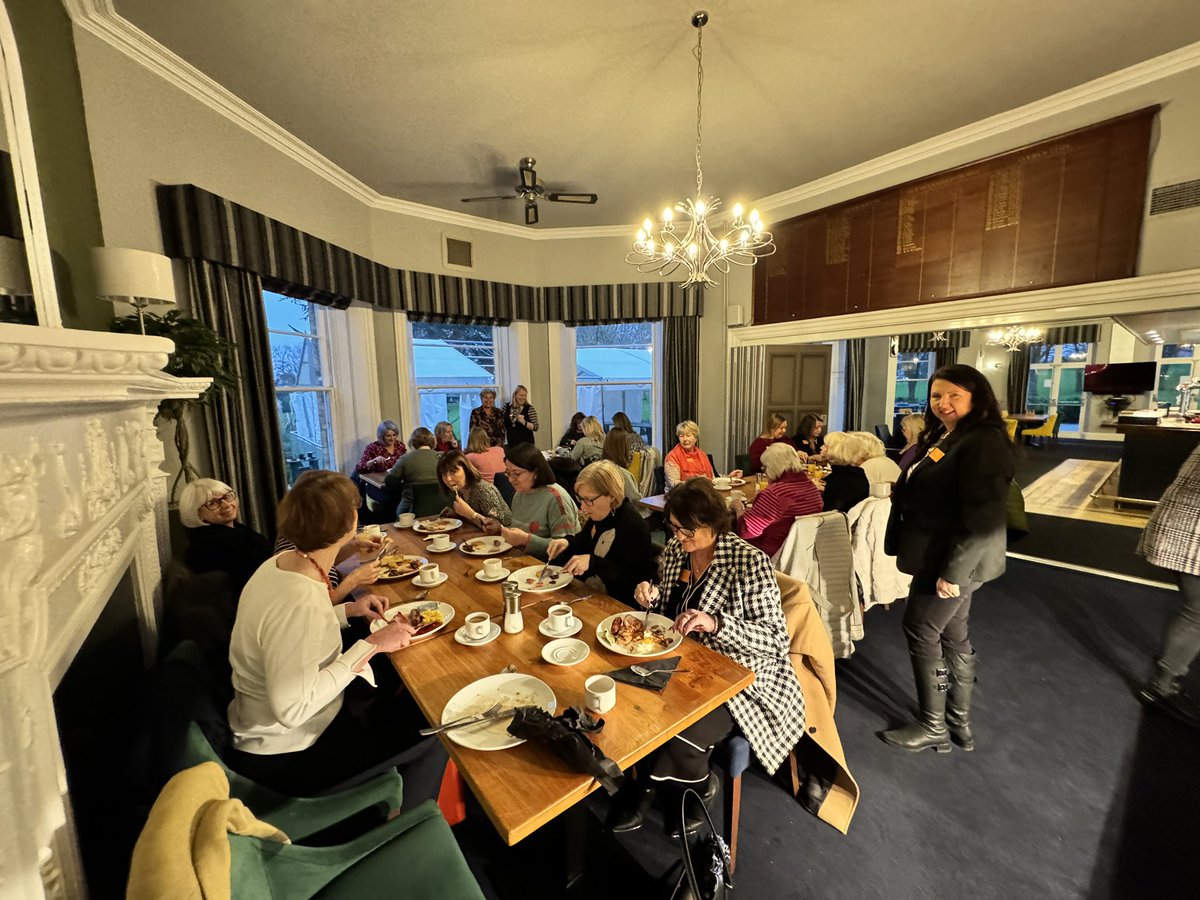 HBBC60's tweet photo. Thank you so much to our speaker this month, Councillor Anne Handley who came to talk to us about her role as Leader of East Riding of Yorkshire Council and the #devolution proposals. 

Have your say https://t.co/feSbt5eLzh https://t.co/KIeU1dQvYB