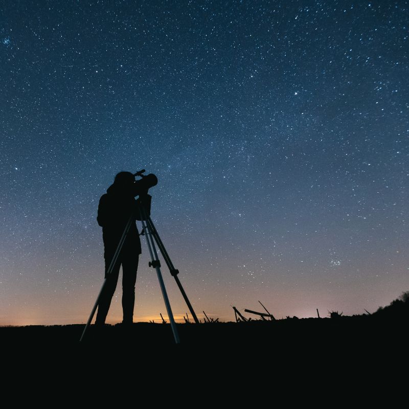 DerbyDaysOut's tweet photo. Out of this world! 🌌 This FREE stargazing event takes place next week.🤞for clear skies! ℹ️ More information here: https://t.co/ISZTd3YSNK
#astronomy #derby #derbyshire #derbydaysout #thingsddo https://t.co/Bq1Fnls9Ig