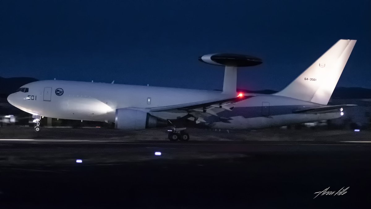area_kilo's tweet photo. 今日のAWACS
Thursday, 11 January 2024
Hamamatsu Air Base / JASDF RJNH
E-767 / 64-3501 02
#AWCW #浜松基地 https://t.co/NViZttJHzm