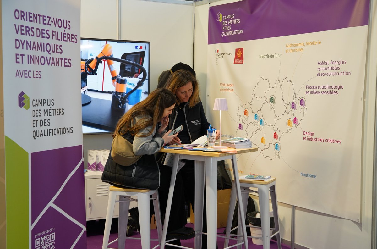 CampusMti's tweet photo. 🚀 Le @CampusMti  est ravi de participer à #Infosup avec les CMQ de l'@actoulouse! 
Explorez la filière dynamique de la mobilité intelligente et découvrez les opportunités de formations et d'emplois. 
Notre équipe est là pour vous guider dans la construction de votre avenir. 🌐💼 https://t.co/SXVucVuPZN