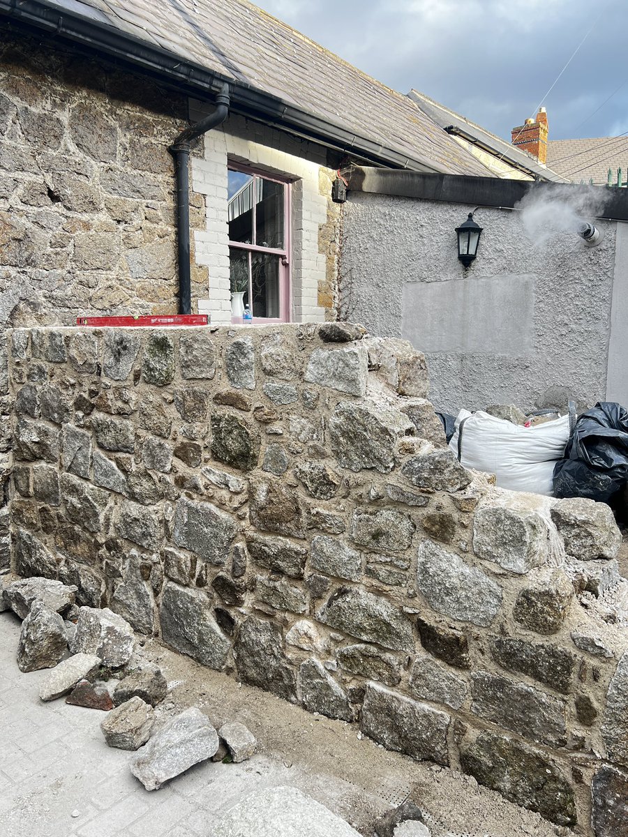 pmacdublin's tweet image. The MudPie Beauty Cottage restoration project is progressing well in #Dundrum .
Our stone mason, Paul continues to rebuild a section of the wall with the salvaged stone and repoint using traditional materials and techniques. 

#Limepointing #restorationproject #PMC