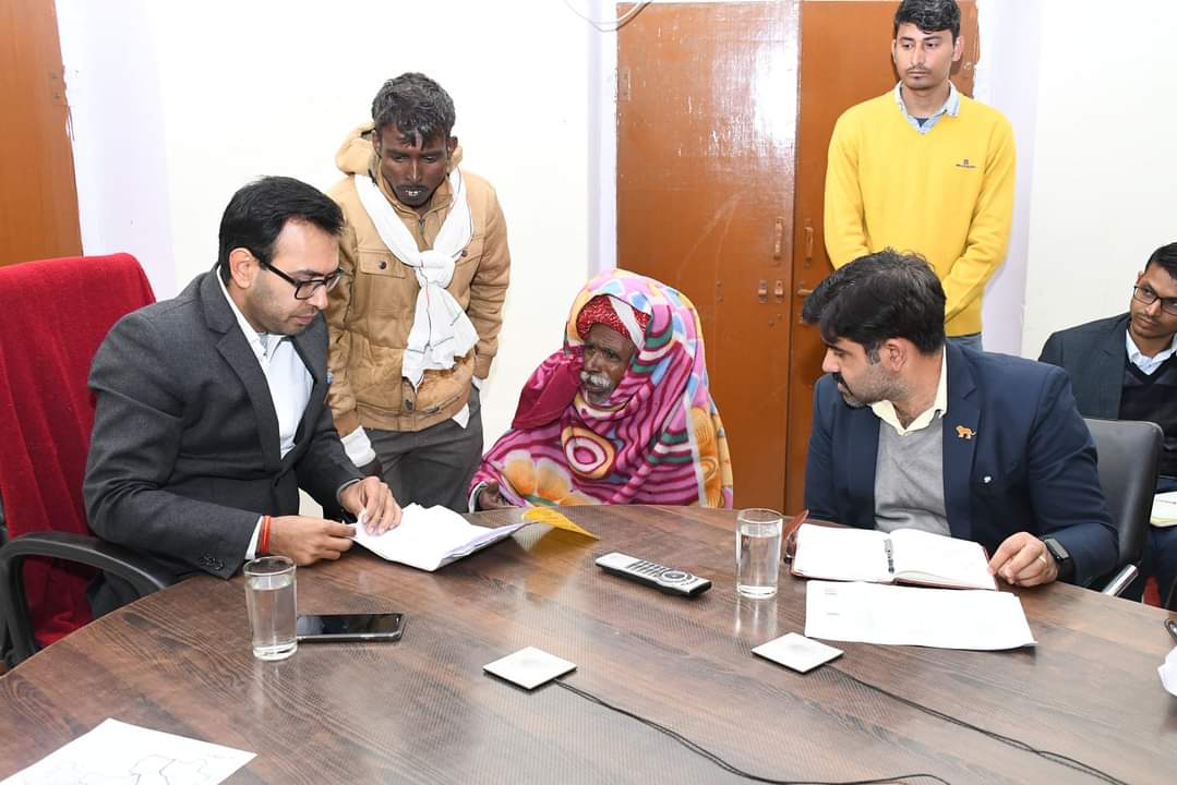 Leading Rajasthan tweet media