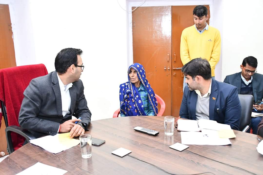 Leading Rajasthan tweet media