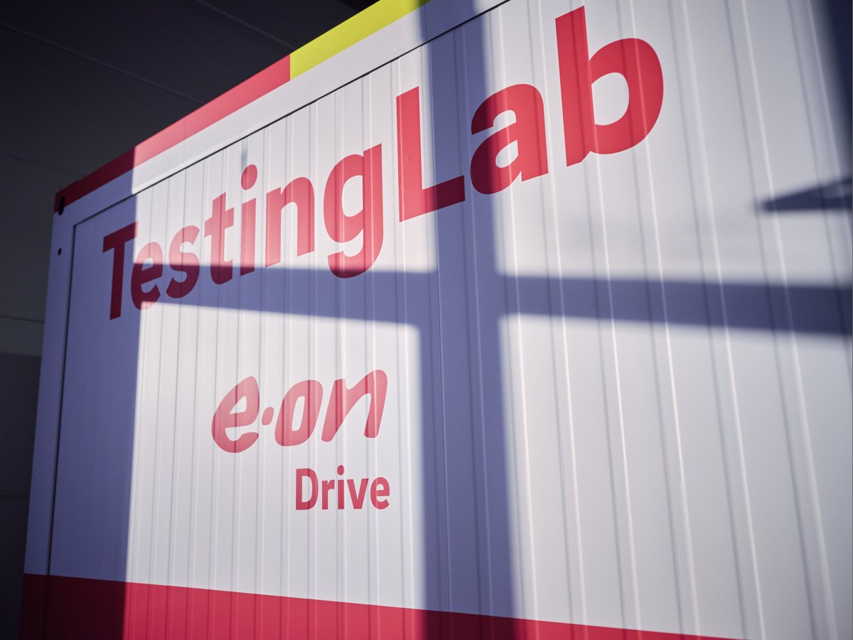 E.ON eröffnet größtes herstellerunabhängiges Test- und Innovationszentrum für #Elektromobilität. Mehr dazu: eon.com/de/ueber-uns/p…