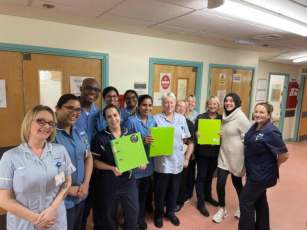 Congratulations to Ward D2 on achieving an impressive third consecutive Green StARS assessment, which is a testament to the hard work and commitment of the staff. The ward's success can also be attributed to compassionate leadership approach by the senior team. Proud of you all!