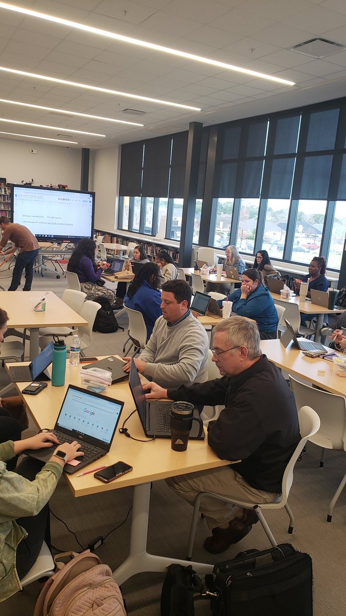 There is nothing better than starting off my day with eager educators that are ready to dig into  <a href="/OpenSciEd/">OpenSciEd</a> high school units!
