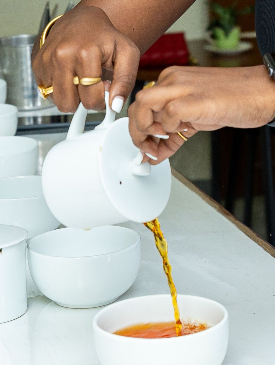FelNiyo's tweet photo. Hello @X @agribnews
 Spread the word, tag your @RwandaTea buddies, and let's make 2024 the year of incredible #tea moments! 
#ConsumeLocally
#BoostEconomy &amp; #BuildCommunity
 Cheers to a year filled with flavor, culture, and endless tea stories!   #ConnectPeople  @visitrwanda_now https://t.co/72nIBluREx