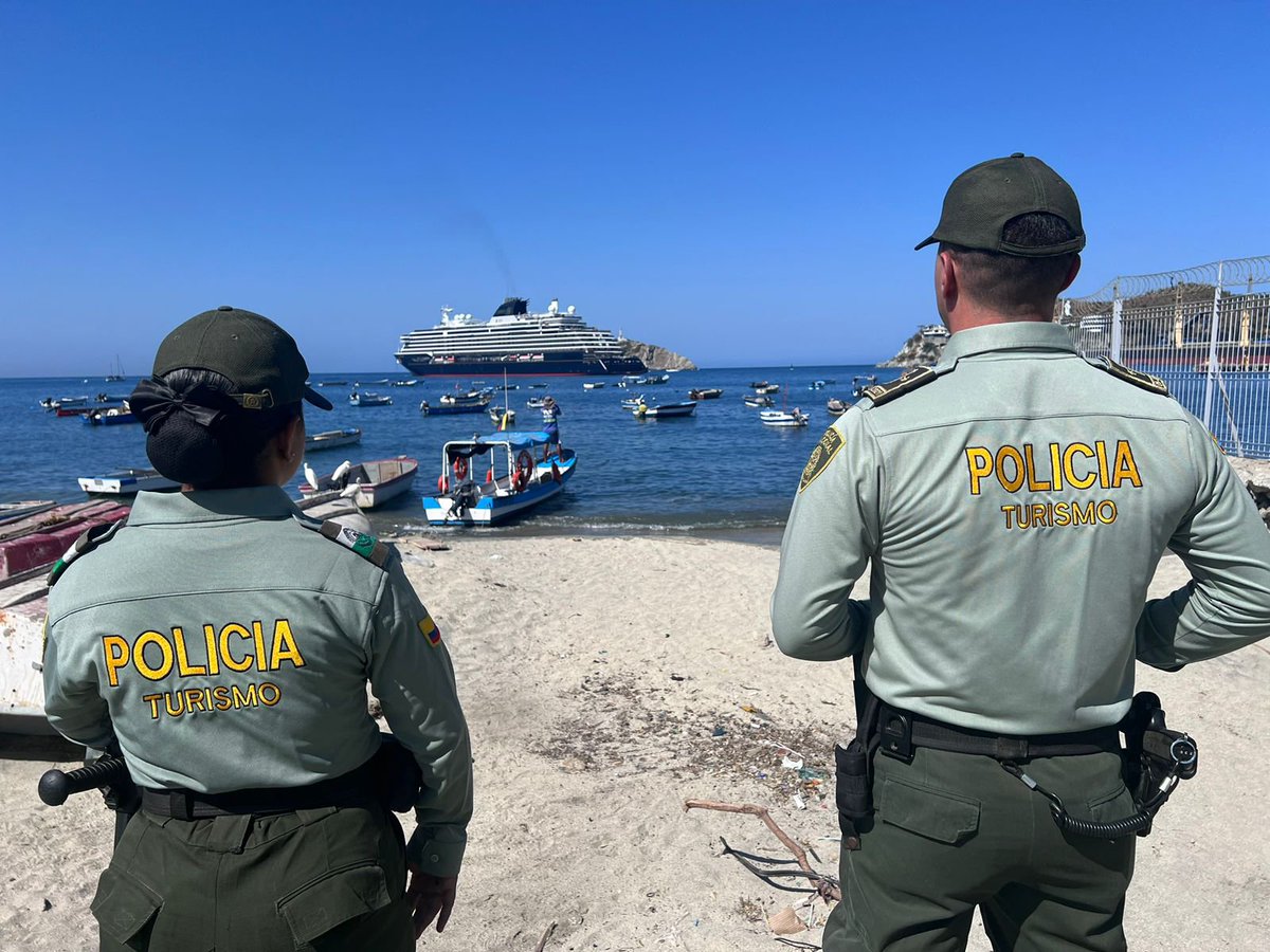 ProteccionPonal's tweet photo. 🌴 ¡Bienvenido a #SantaMarta! Disfruta de las hermosas playas, pero recuerda cuidar el entorno. 🚮 Contribuyamos juntos a conservar la belleza natural. 

#TurismoSeguro #DiosYPatria https://t.co/oDgSAhJnLp