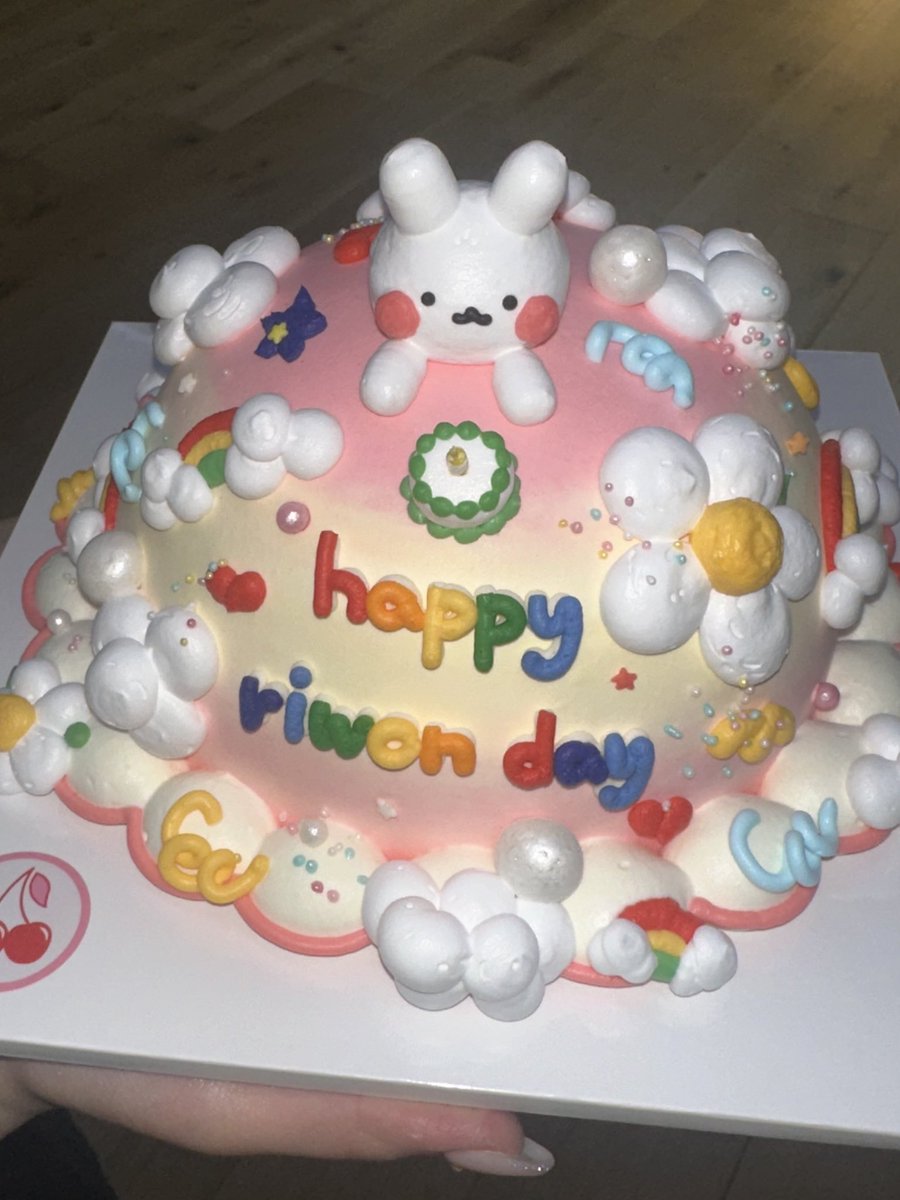 [#리원] 

클리키 생일 축하해 줘서 너무 꼬마어
💗🎂☺️✨

#CLASSy #클라씨
#RIWON