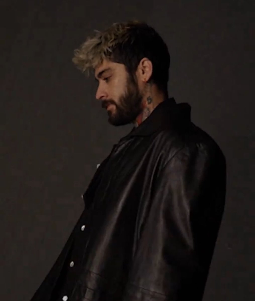 ZJMCRAVE's tweet photo. ZAYN LOOKS SO GOOD 😭❤️‍🩹

— #ZAYNISCOMING https://t.co/yM0j72PEUn