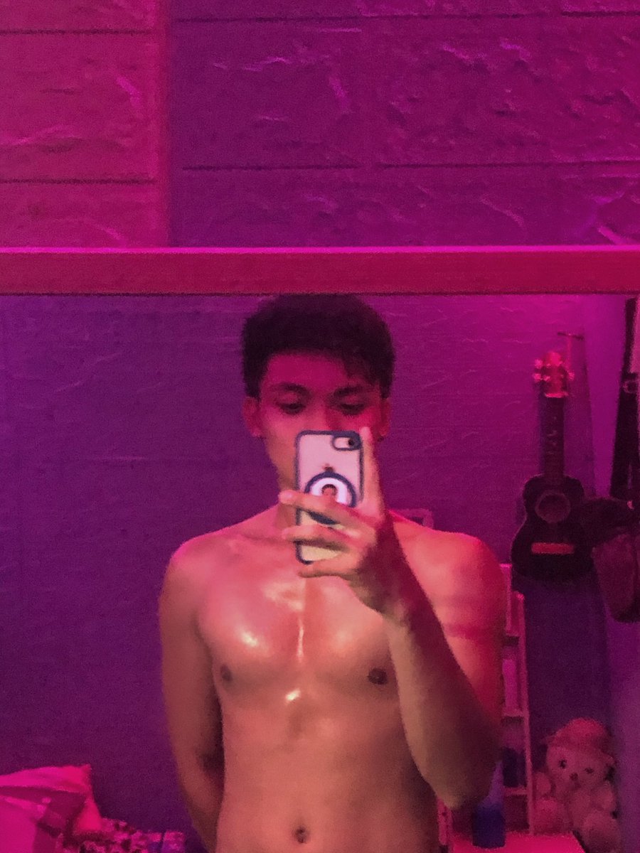 WowowJimenez's tweet photo. 💜 https://t.co/Z2JHvGof8z