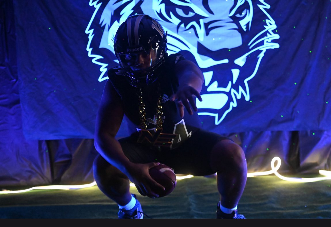 Corey_Clint's tweet photo. I will be Signing with Northeast Community College February 7th at Thrasher High School at 9:00 am.🔒🐯@ThrasherFB @NEMCCTigers @R_Trevathan @CoachColeyFB @Mancutch_24 #AGTG https://t.co/GVgD9vJWKF