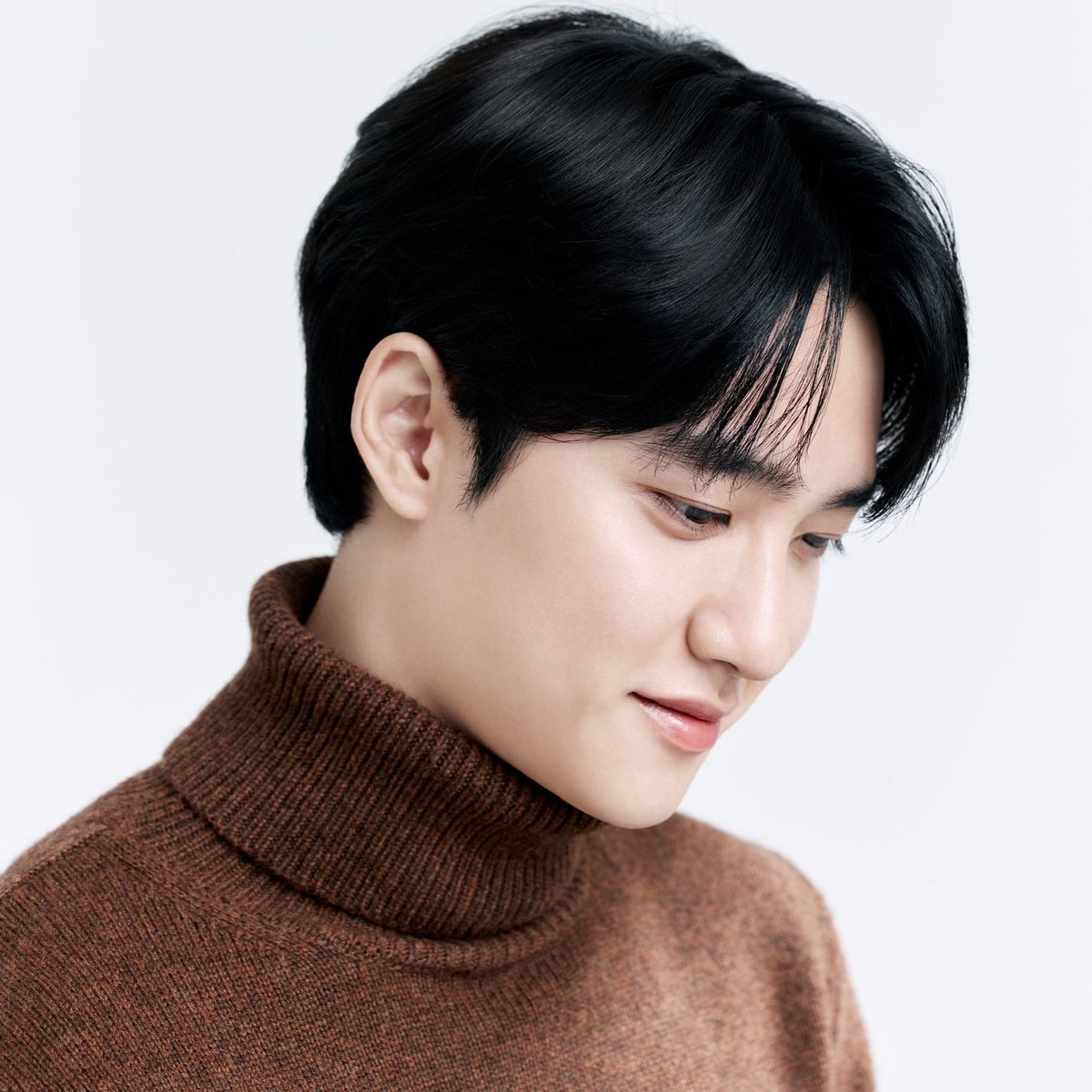 EXOGlobal's tweet photo. Happy birthday #DOHKYUNGSOO 🥳
Reply with the tags to get them up and trending!

2024 DYO DAY 
#해피_됴데이_2024 #WinterStarKyungsooDay #HappyKyungsooDay #HappyDODay
@weareoneEXO @companysoosoo_ https://t.co/IkMLA8gq39