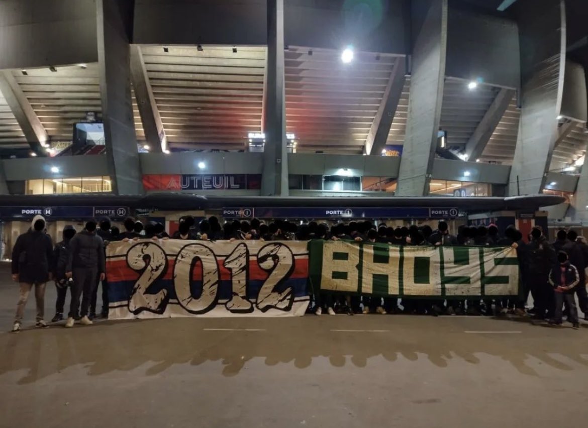 sansfacon75k's tweet photo. Nautecia ⚓️ X Bhoys ☘️ | 16.10.2022 https://t.co/xtRcO6huy0