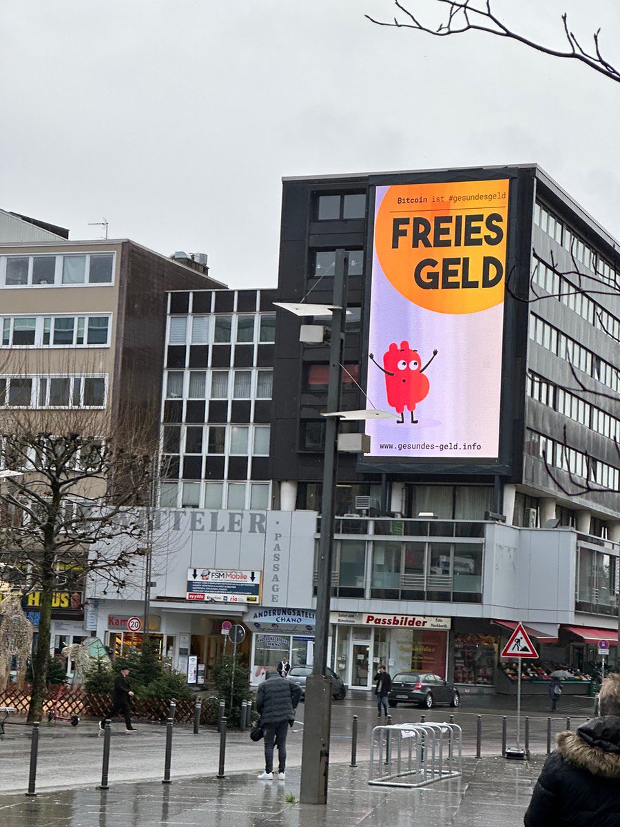 DerPhilBert_1's tweet photo. @tagesschau #gesundesGeld #freiesGeld 🧡 https://t.co/ns4mZ8hoDz