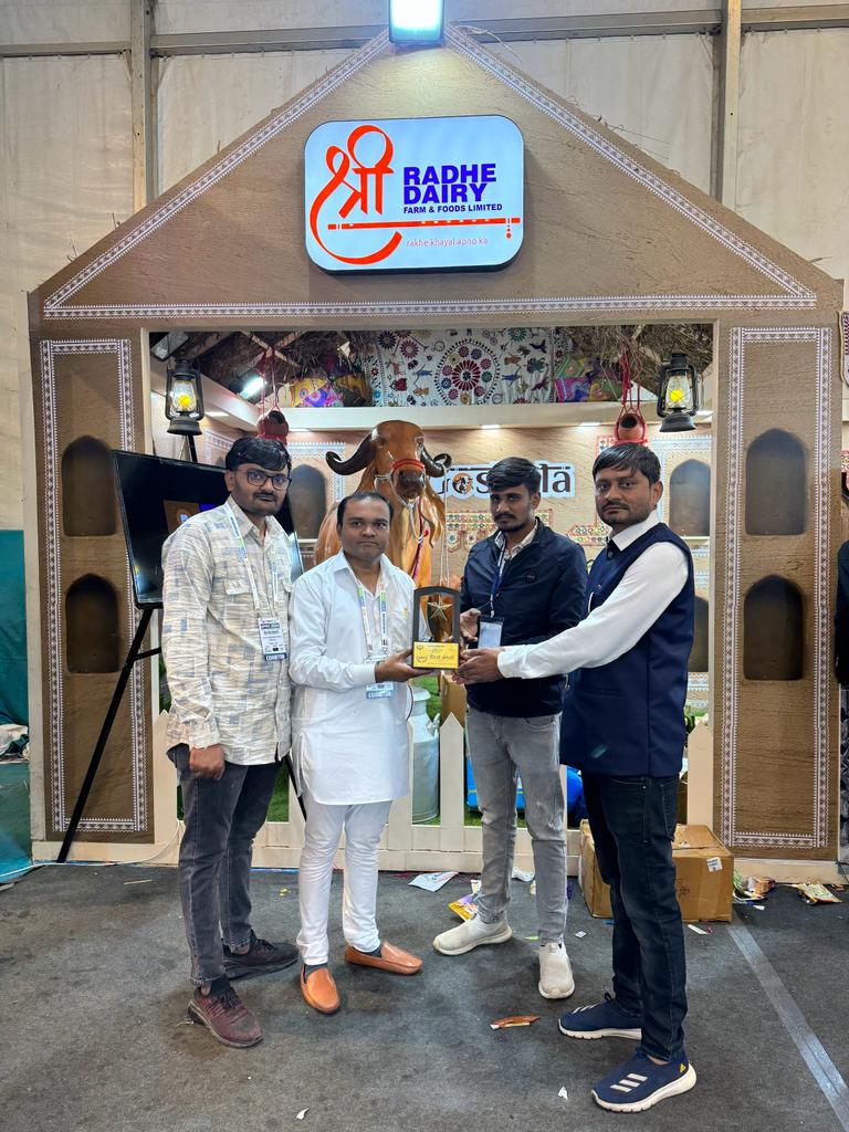 RadheDairy's tweet photo. Discover tradition-infused flavors at GPBS 2024, Rajkot! Elevate your meals with Vastu Ghee. Join us for an extraordinary journey through flavors!
.
.
.
Here, the glimpse of Day 4 unfolds!
.
.
#PremiumGhee #tastydishes #pureghee #exhibition2024 #vastughee #rajkot https://t.co/Smsxdsxn11
