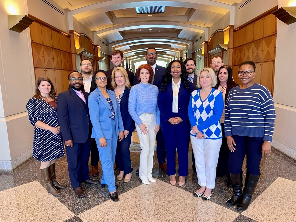 MDLAnews's tweet photo. Today is Human Trafficking Awareness Day and we are participating in #WearBlueDay to raise awareness about #HumanTrafficking. Let’s work together to #EndHumanTrafficking. Learn more: https://t.co/RX4JtEKafQ https://t.co/knRYw5ikQr