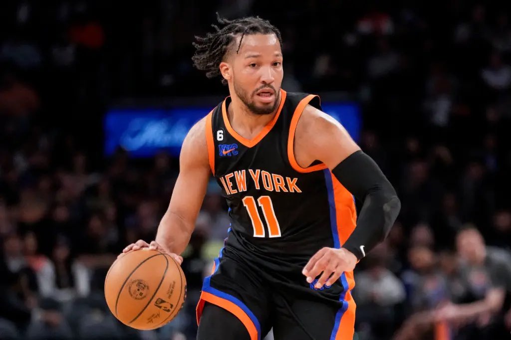 HeisenbergBets3's tweet image. 🧪Main Reaction (1u)🧪

Jalen Brunson u27.5 Points (-106) #Fanduel 

Brunson under in 62% of games this season and faces DAL who allow the 3rd fewest points to opposing PGs. No PG in the L10 games vs DAL has eclipsed this line. This line sits at Brunson’s average and underlying…