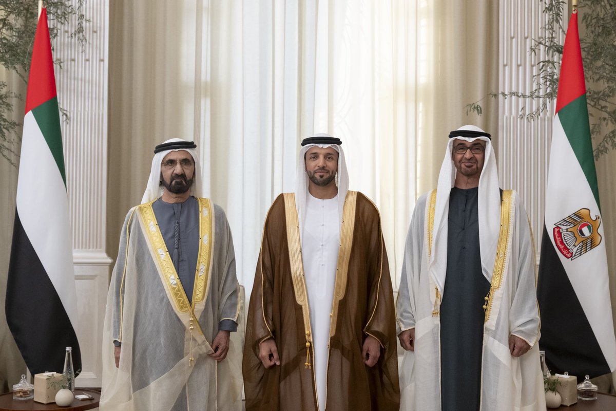 wamnews's tweet photo. #رئيس_الدولة: شهدت وأخي #محمد_بن_راشد أداء القسم للوزراء الجدد في #الحكومة_الاتحادية. أهنئهم وأتمنى لهم التوفيق في خدمة الوطن وأفراد المجتمع والإسهام في تحقيق تطلعاتنا التنموية المستقبلية. وأثني على جهود الوزراء السابقين الذين أدوا دورهم بتفان وإخلاص على مدى السنوات الماضية.
#وام