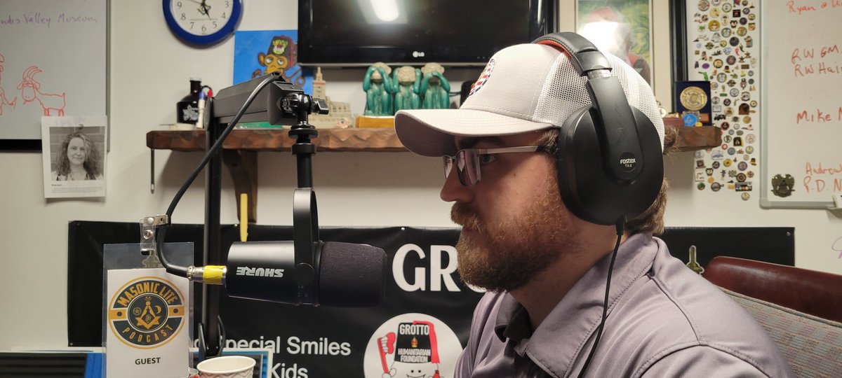 bobblehdgeorge's tweet photo. Last night we had the honor of being guests on @masoniclite
What an amazing opportunity. The episode drops on on Monday! @pagrandlodge #education #freemasons #freemasonry #makinghistoryfun https://t.co/gUMUKPPBmY