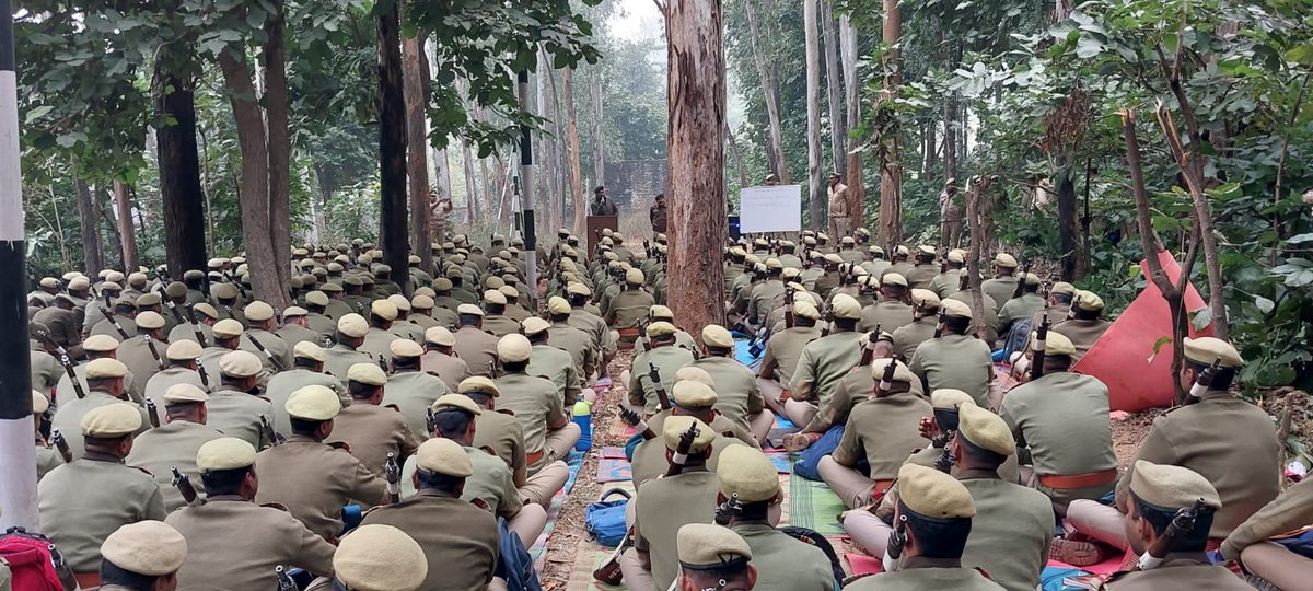 पीटीसी , मुरादाबाद में दिनांक 13-03-2023 से प्रचलित उपनिरीक्षक ना0पु0 आधारभूत कोर्स के प्रशिक्षुओं को जंगल ट्रेनिंग का प्रशिक्षण प्रदान किया गया ।