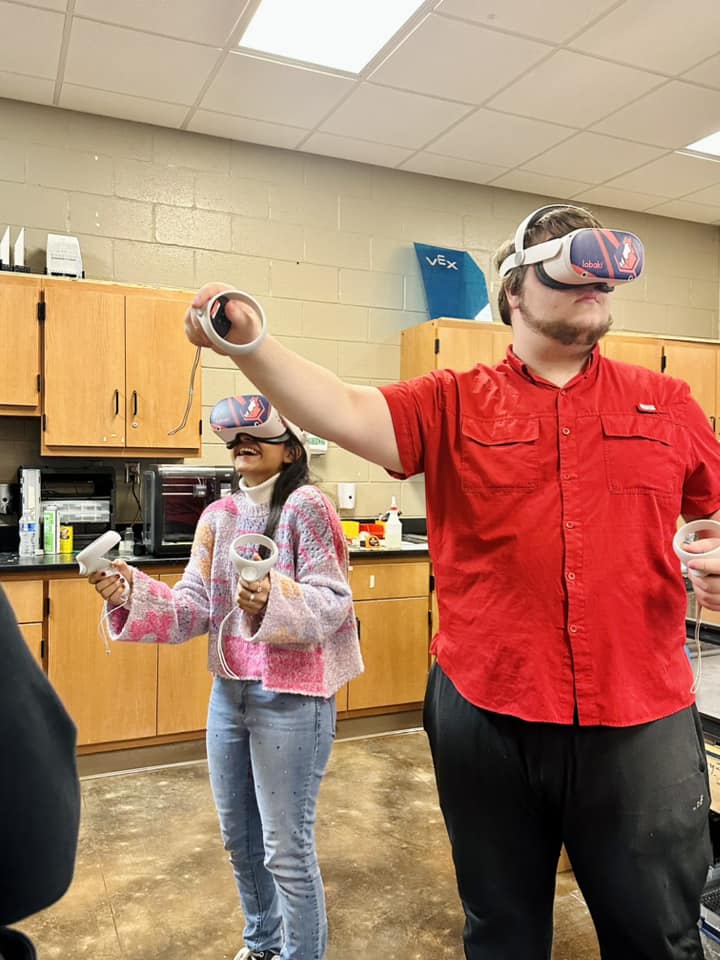 LobakiXR's tweet photo. Seeing the excitement on these students faces
as they explore a whole new world of career
possibilities is one of the main reasons we partner with
organizations like Madison County Business League to
bring Virtual Reality to school systems like Madison
County. https://t.co/BqpovekcBJ