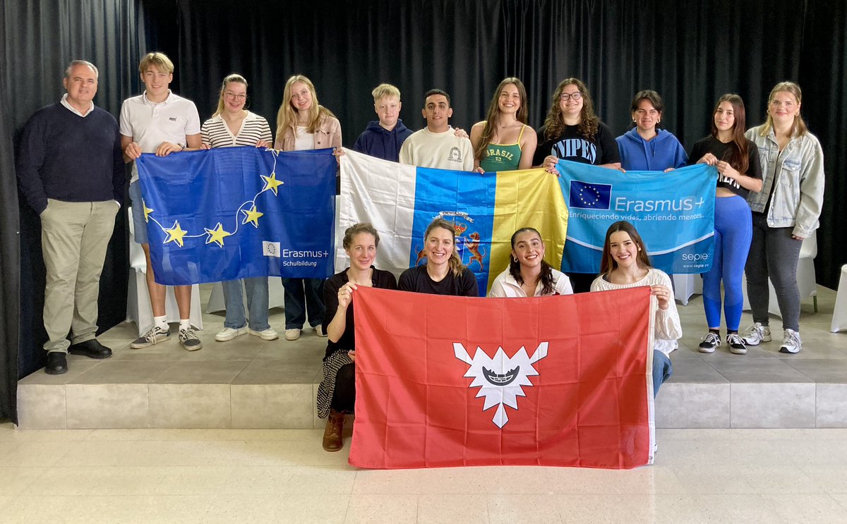 🖤❤️💛 6 Schüler*innen des Hebbelschule Gymnasiums #Kiel #SchleswigHolstein haben Herausforderung vor sich: 3 Monate im Rahmen eines #ErasmusPlus Projektes im Schulj.2023/24 gemeinsam etwas zu schaffen und gemeinsam zu lernen - und das alles auf #Lanzarote . @kmkpad @eTwinning_DE