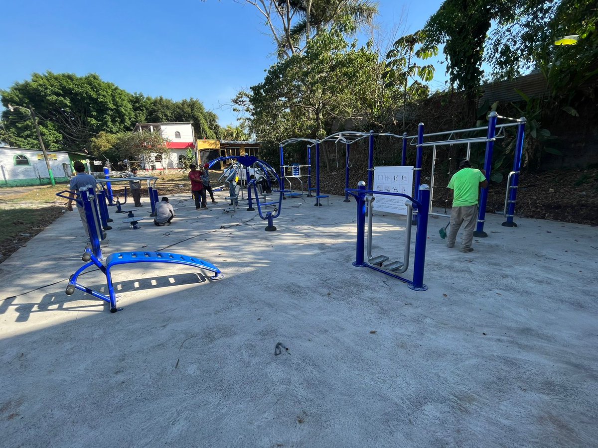 McdGuate's tweet photo. ¡Un nuevo espacio recreativo! El proyecto de gimnasios al aire libre llegó a Coatepeque, Quetzaltenango, para impulsar la actividad física en los vecinos del sector.
#3milAñosRiquezaCulturalGT
#CulturaMotorDesarrolloGT
#CulturaGUATE
#FormarteGT https://t.co/JTF7xsc8xk