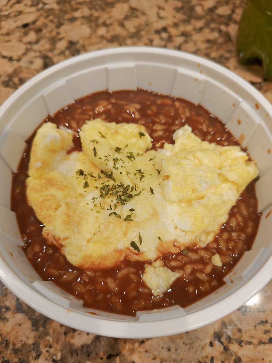 ShokoMama531's tweet photo. 今日の夫用お弁当は…デミグラスソースハヤシのふわとろオムレツのせです。
私は頑張って水断食！

良い１日をお過ごし下さいませ😊

#お弁当 #自炊部 #Twitter家庭料理部 #お腹ペコリン部 #料理好き #料理記録 #今日の献立 #水断食 #感謝 #美味しく食べられる幸せ #homecooking #bentolunch https://t.co/AmNa2OgAbA