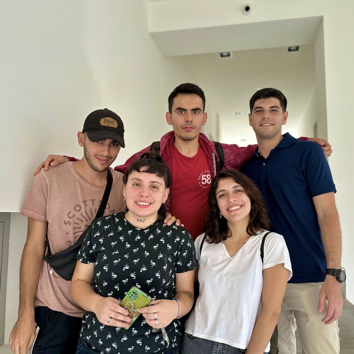 muni_CdG's tweet photo. 📚❤️ Un nuevo espacio para los estudiantes cañadeses en Rosario. 

✍🏼Junto a la UNR, firmamos el convenio para una nueva residencia universitaria en Rosario, garantizando un lugar cómodo y de calidad. https://t.co/nuZxgZdhCj