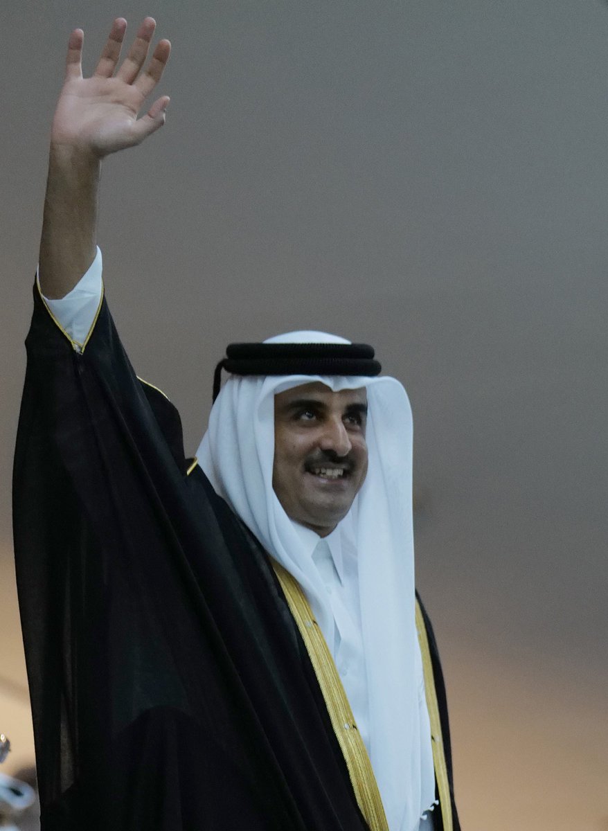 Marsalqatar's tweet photo. سمو الأمير @TamimBinHamad يرعى مساء غد الجمعة حفل افتتاح بطولة كأس آسيا قطر 2023، وذلك في استاد لوسيل

#كأس_آسيا2023 | #مرسال_قطر https://t.co/vfXg7Tbl7h