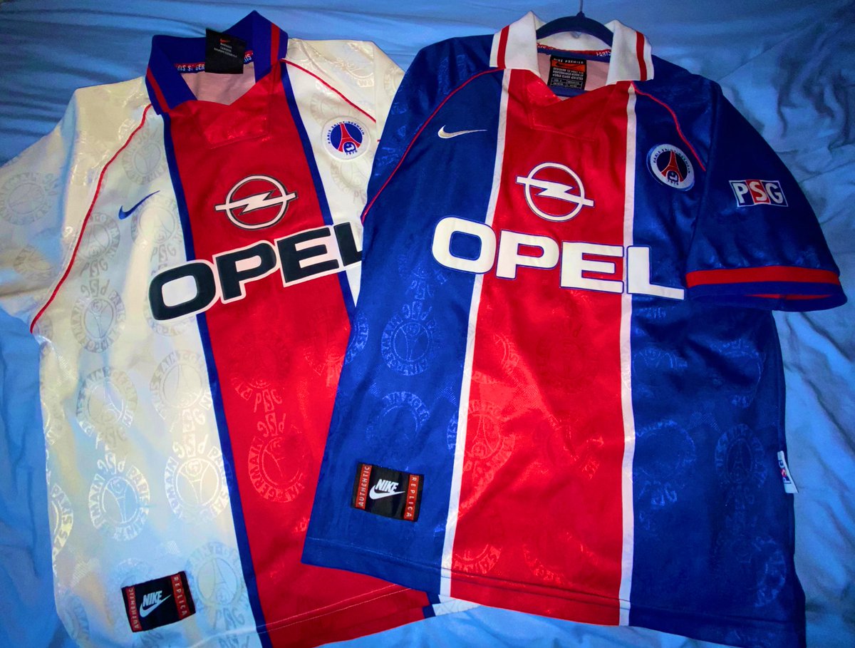 Classic collecting continues! Finally the away, for this stunning PSG 96/97 set! colours &amp; pattern elevates them! 🔴🔵 another set completed ✅thank you <a href="/retroshirtstore/">Retro Football Shirt Store</a> #football #futbol #parissaintgermain #parisian #camiseta #footballshirt #footballshirtcollector #paris #psg