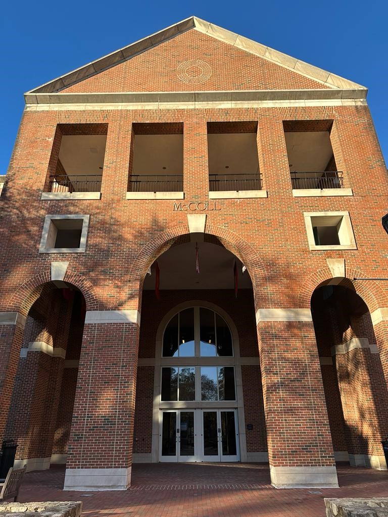 efaberusa's tweet photo. What a great way to begin the new year – I am excited to be at my alma mater today as a proud part of the @Deloitte recruiting team at @kenanflagler MBA school. https://t.co/Vm74WwNaQS