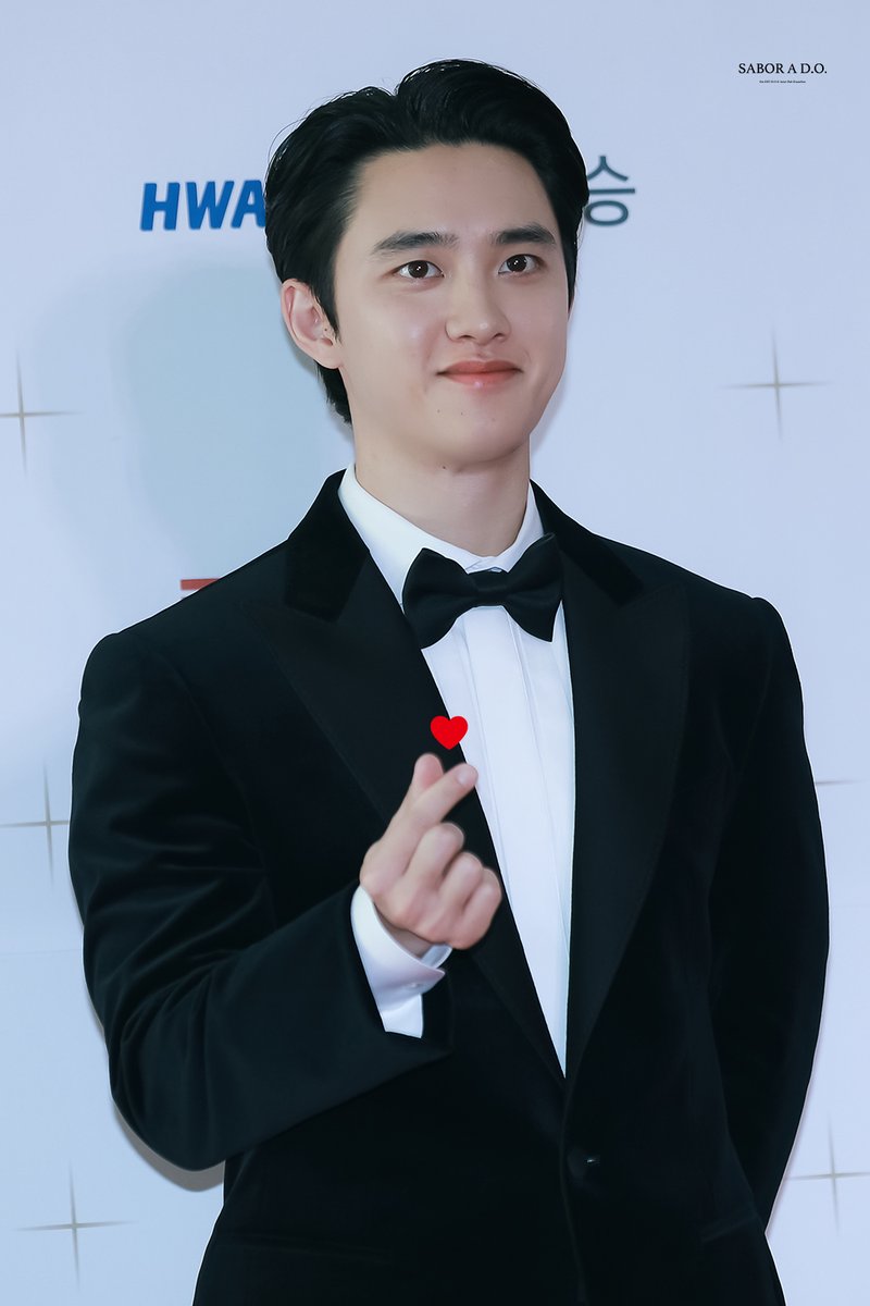 Sabor_a_DO's tweet photo. Happy birthday to My D❤️ -1-

올해는 더욱 특별한 생일이 될 거 같아.
앞으로도 경수가 가는 모든 길을 응원해.
오늘은 경수가 어느 날보다 행복하고, 어느 날보다 많이 웃고, 어느 날보다 편한 날이길 바랄게.
경수야 앞으로도 우리 자주 많이 오래 보자.
생일 진심으로 축하해.
사랑해.

#Special_D_ay #경수야_생일축하해 #경수의_새로운_날들을_응원해