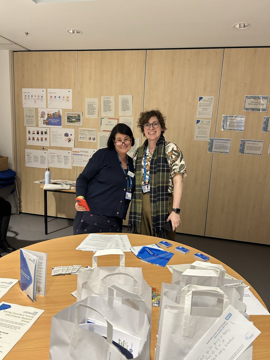 Stef_MHNurse's tweet photo. Amazing turn out to our Eating Disorder open day! Great to showcase the amazing work that our eating disorder services provide. @SWLSTG #nhs #eatingdisorderservices #swlstg #applynow https://t.co/HN5aPnwYTl https://t.co/FXflvDOS0S