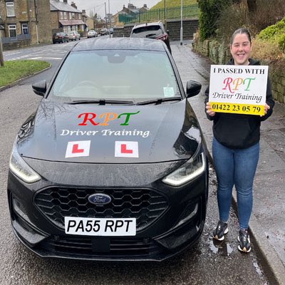 RPTdt's tweet photo. Huge congratulations to Emma Holden on passing her driving test 1st time, this morning at #HalifaxDTC. 
#Drivinglessons #Halifax #Calderdale #safedrivingforlife
https://t.co/ntee5yyomc https://t.co/YuqtqikrHS
