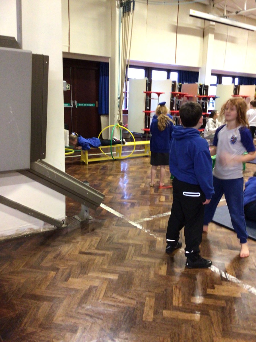 MrsWilliamsWWPA's tweet photo. We’ve had a fantastic session with @BTGymnastics. We’re super excited for next week 🤸🏼‍♀️🤸🏽‍♂️ https://t.co/oPIhUVx5tf