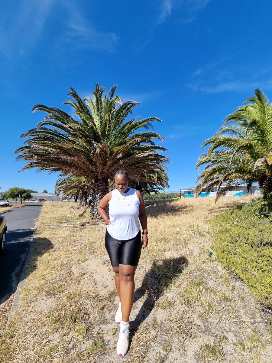 Join my weight loss program with uplifting walks and weekly boot camp gym sessions. We celebrate progress every week, no matter where you start on the scale (120-150 kilograms)! 🏋🏾‍♀️🤸🏾‍♀️💪🏽 Contact us: 📞 Mon-Fri 021 522 9875, Saturdays 021 557 6066, or WhatsApp 068 360 0666.