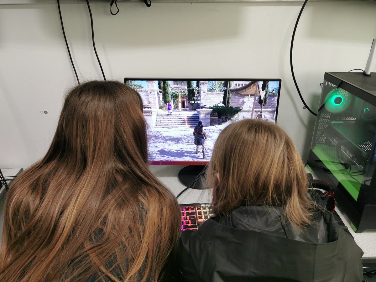 SubjectsSocial's tweet photo. This week our S4 #classicalstudies pupils travelled to ancient Greece via @Ubisoft 's AC Odyssey, researching topic ideas for their Nat5 assignments. The Discovery tour is a fantastic educational tool @dunoongs @classicsforall Pupils loved it - excited for the projects to come! https://t.co/7N2epu1P9b