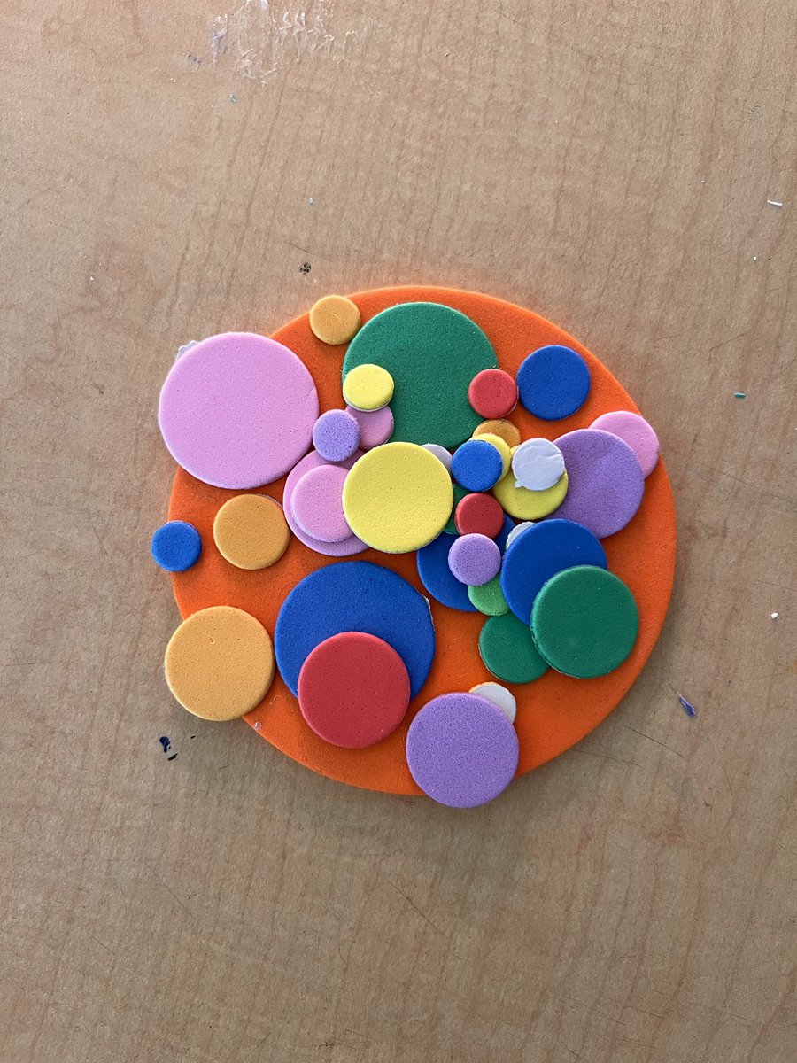 BPSHawksK's tweet photo. Matching and sorting 2D shapes #bpshawksk #BPSHawkslearn https://t.co/a7Pd9FBV3Y